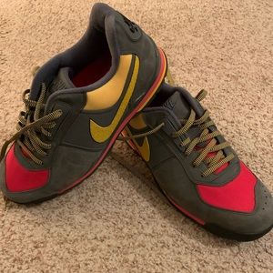 Nike Air Baltoro Low